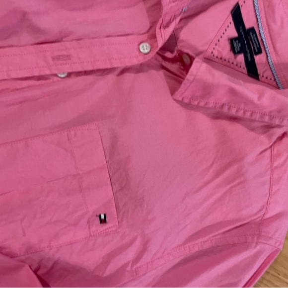 4 Tommy Hilfiger Blouses and Shirt - Picture 7 of 10
